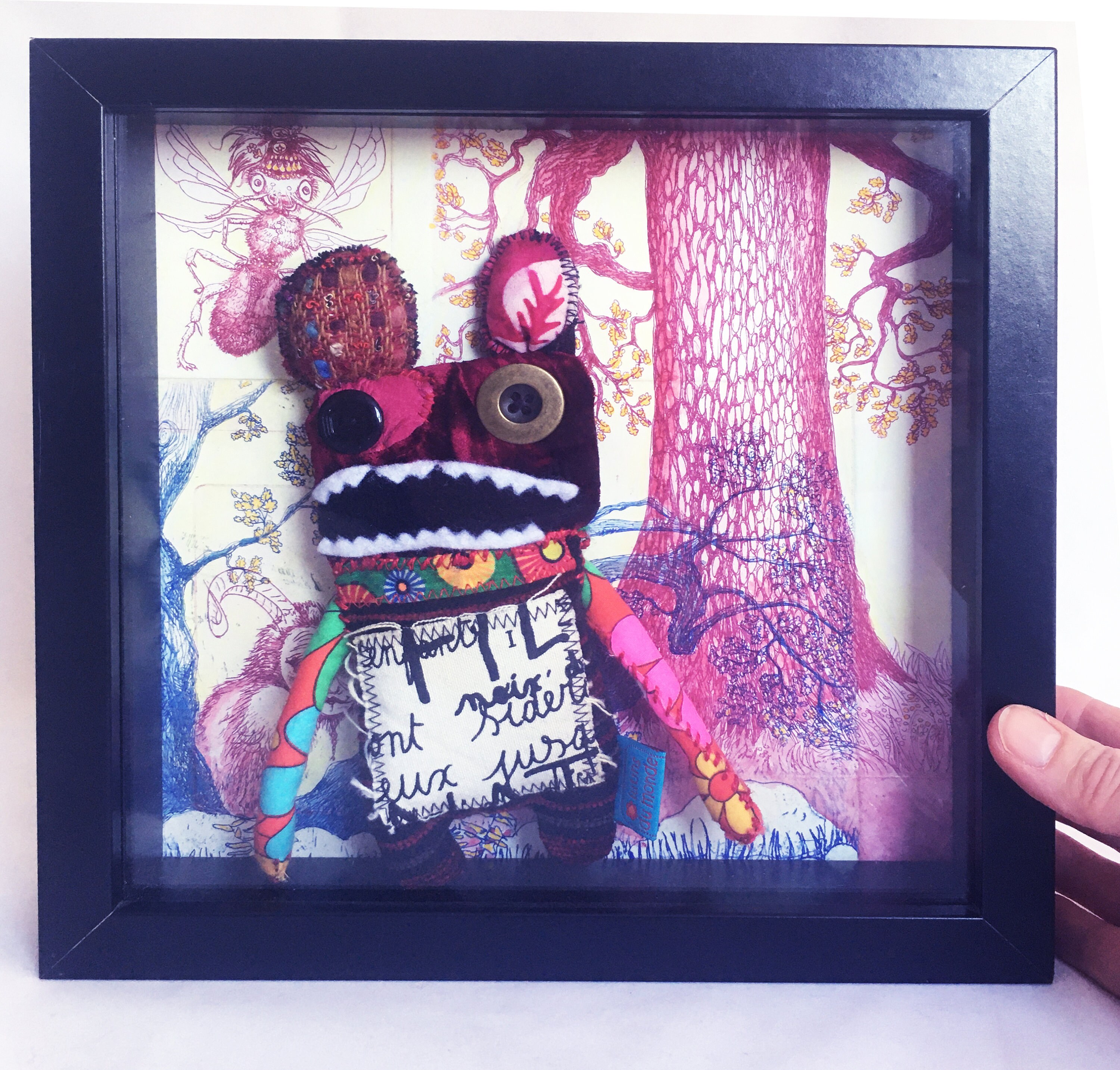 Tableau Tissu et Gravure Décoratif Monstre Dans La Forêt