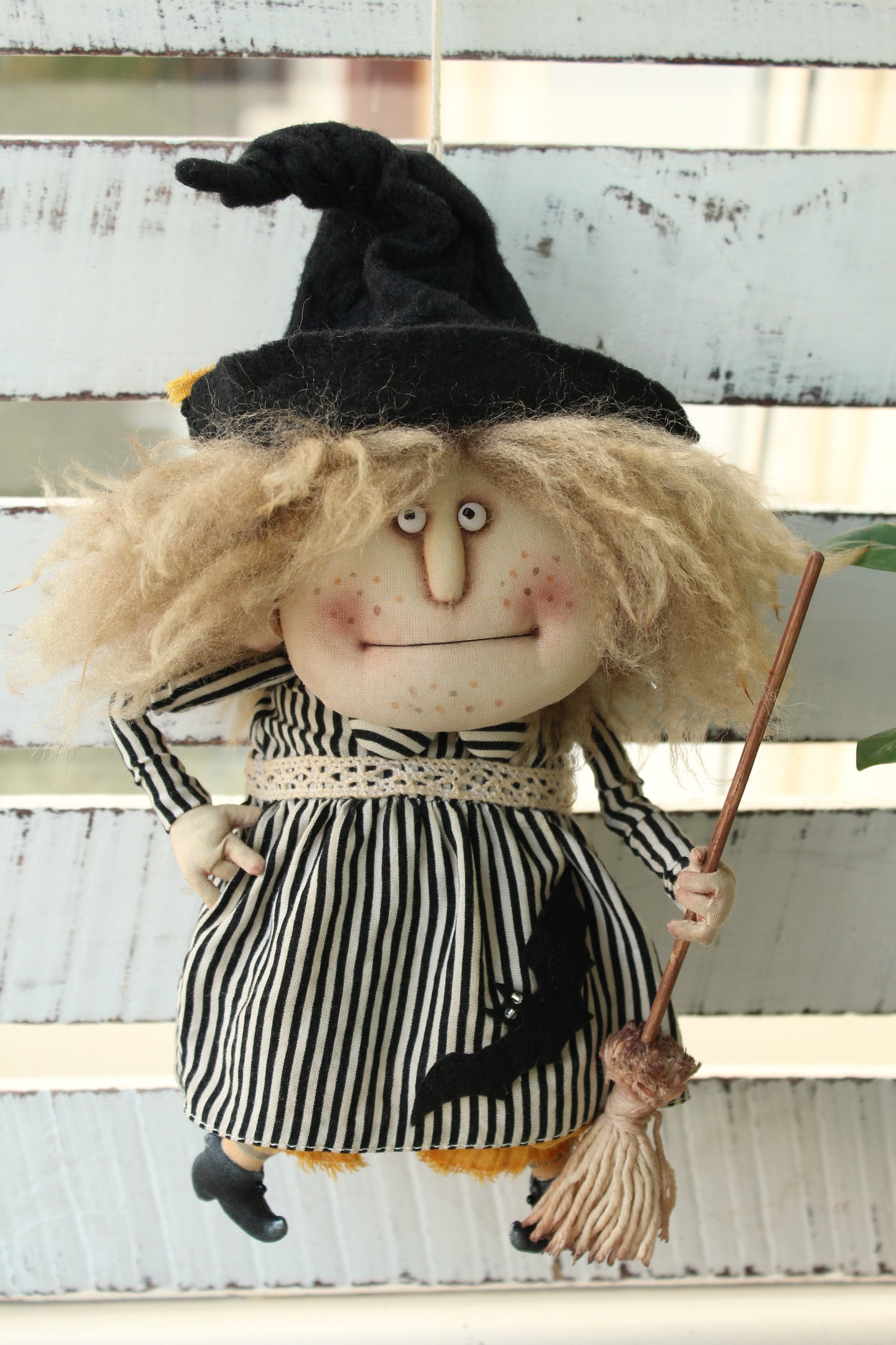 Kitchen Witch Doll With Broom Wall Hanging: A Cute and Creepy Good Luck ...