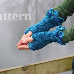 PATTERN: Dragon scale crochet gloves Pattern PDF image 1