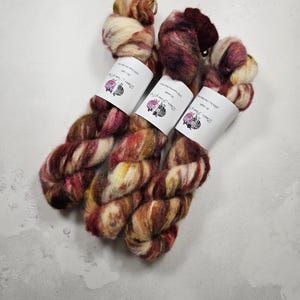 Przędza Superfine Baby Alpaca, gramatura DK, 50 g, SMOULDER SLOWLY