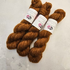 Wolken Yak Garn, Lace Gewicht, 50 g, TOBACCO