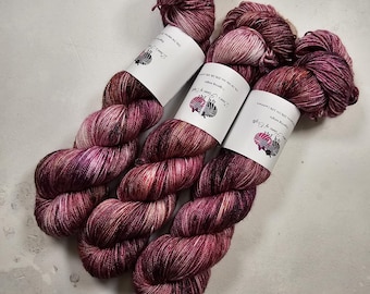 SW Merino Silk Cashmere yarn, 4-ply, Fingering weight, 100g, MOMENTUM