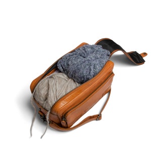 MUUD STAVANGER Projekttasche, Handtasche, handgemachte Umhängetasche aus Leder
