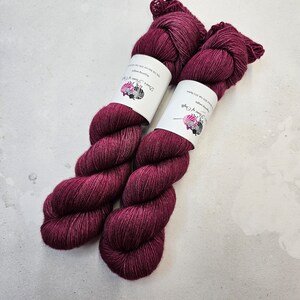 SW Merino Yak Nylon yarn, 4-ply, Fingering weight, 100g, AMETHYST