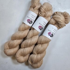 Baby Alpaca DK weight yarn, 100g, LATTE
