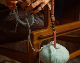 MUUD GYRIT 糸ホルダー - Etsy 日本