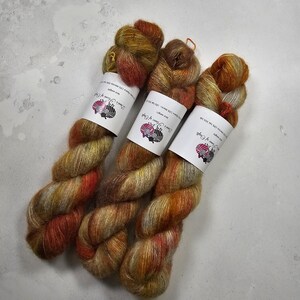 Wolken Yak Garn, Lace Gewicht, 50 g, BONFIRE KISS