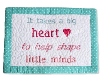 ITH Big Heart Little Minds Mug Rug Teacher Gift Machine Embroidery Design Pattern For 5x7 Hoops by Titania Creations. Instant Download