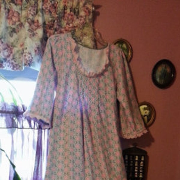 Fabriqué à la main sur commande -- Chemise de nuit en flanelle longue victorienne/vintage/Cottage Chic - Manches 3/4