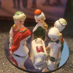 Napco Weihnachtskrippe Bone China Miniaturen 1950er Jahre