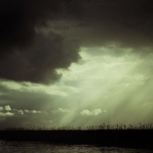 Sonnenstrahlen Durch Wolken Sonnenaufgang Uber Den Etsy