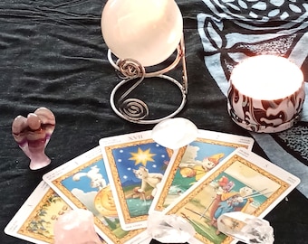 3 Card Tarot Reading - Relationships - This is not a couple of sentences - it's a couple of pages.