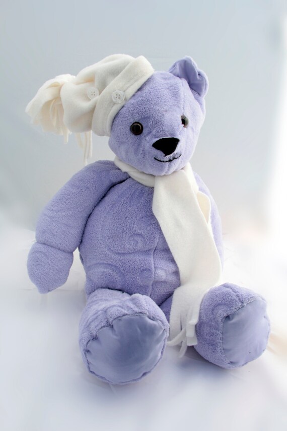 oso de peluche morado