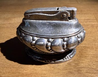 Accendino da tavolo vintage Ronson Crown / Accessorio per fumatori Art Déco color argento / Articoli da bar in stile moderno di metà secolo