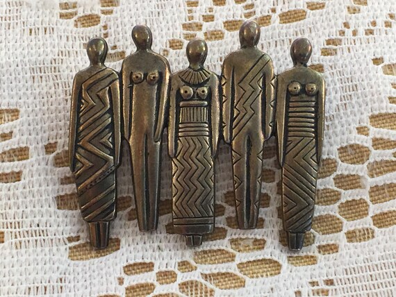 Laurel Burch tribal family vintage brooch - image 2