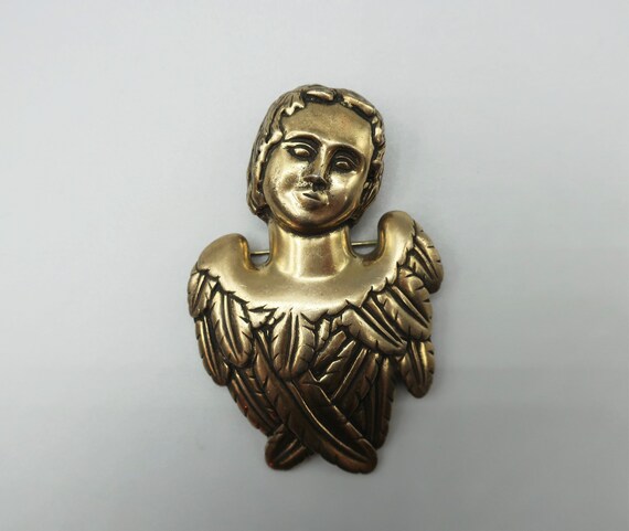 Cacharel Brooch