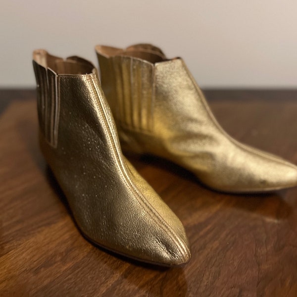 Gold Ankle Beatle Boots. Original 1960s. Amazing Condition. Women’s Size 8N