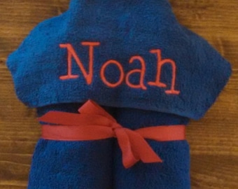 Monogrammed/Embroidered Hooded Bath Towel for baby/child, Christmas Gift