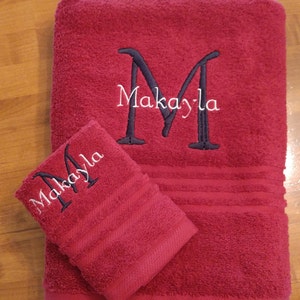 Personalized Towel/Washcloth Set with Embroidered Initial and Name, Monogrammed Towel Set, Graduation Gift, Christmas Gift