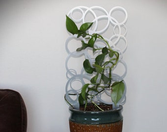 Mini Steel Trellis for Indoor or Outdoor Planters 18 Inches Tall Bubbles Circle Pattern