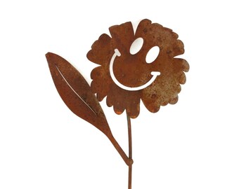 Metal Waving Smiley Face Rusty Daisy Smiling Flower Garden Stake Yard Art 20 Inches Tall