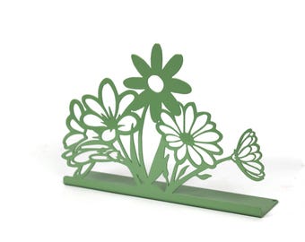 Centerpiece Flowers Tabletop Metal Home Decor 11.5 Inches Wide