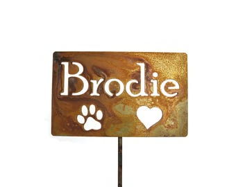 Customizable Metal Pet Memorial Stake with Paw and Heart 20 to 48 Inches Tall