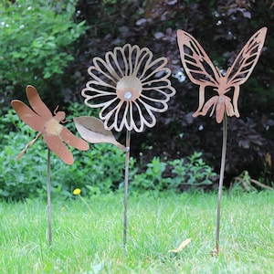 Rustic Metal Garden Stake Gift Set: 1 Daisy, 1 Butterfly and 1 Dragonfly up to 24&quot; Tall
