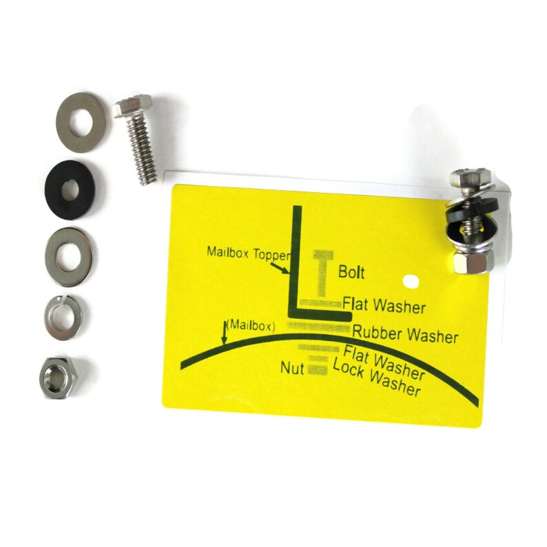Pode incluir: Um diagrama amarelo mostrando as partes de um kit de instala&ccedil;&atilde;o de um topper para caixa de correio. O kit inclui um parafuso, arruelas planas, uma arruela de borracha, uma arruela de seguran&ccedil;a e uma porca. O diagrama mostra como as pe&ccedil;as s&atilde;o montadas.