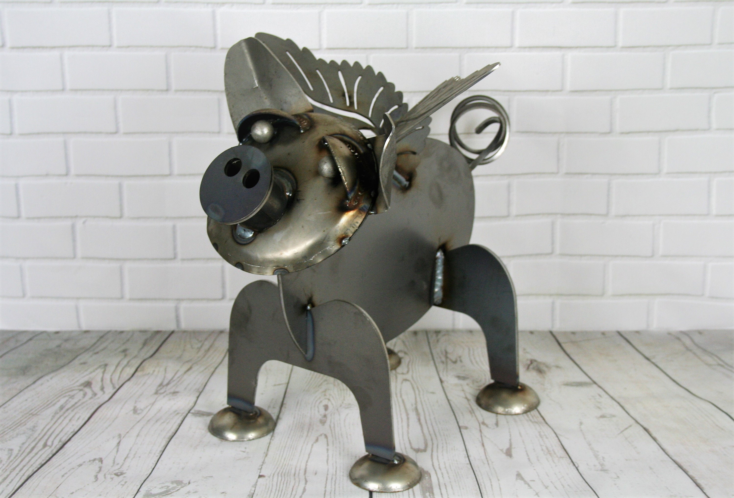 Metal Flying Pig Statue, Pig Farmhouse Decor, Outdoor Pig Statue, When