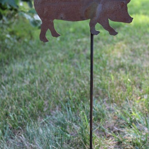 Pig or Hog Metal Garden Stake 21 Inches Tall image 3