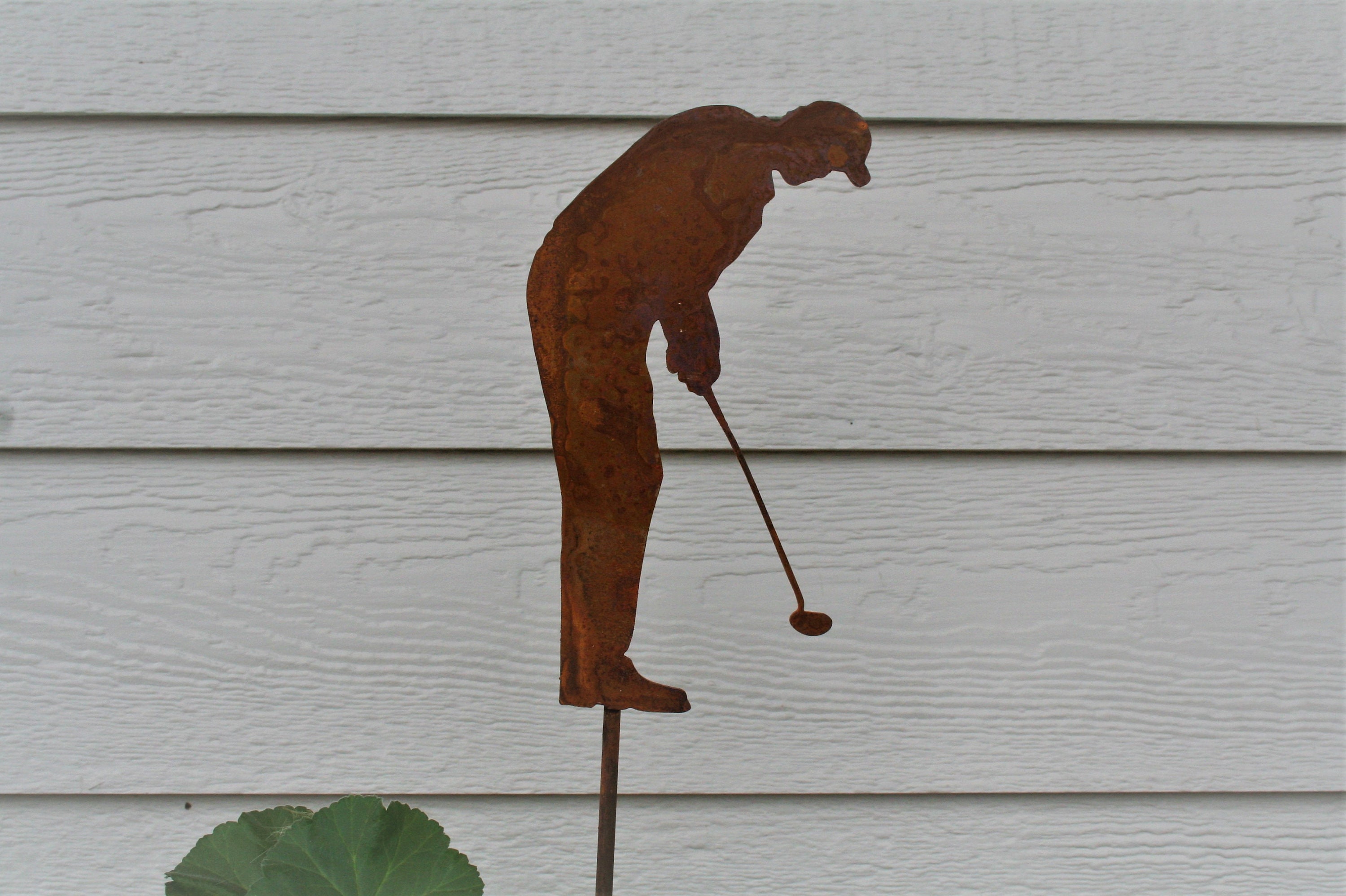 Metal Golfer Yard Stake, golf garden art, golf course landscape art