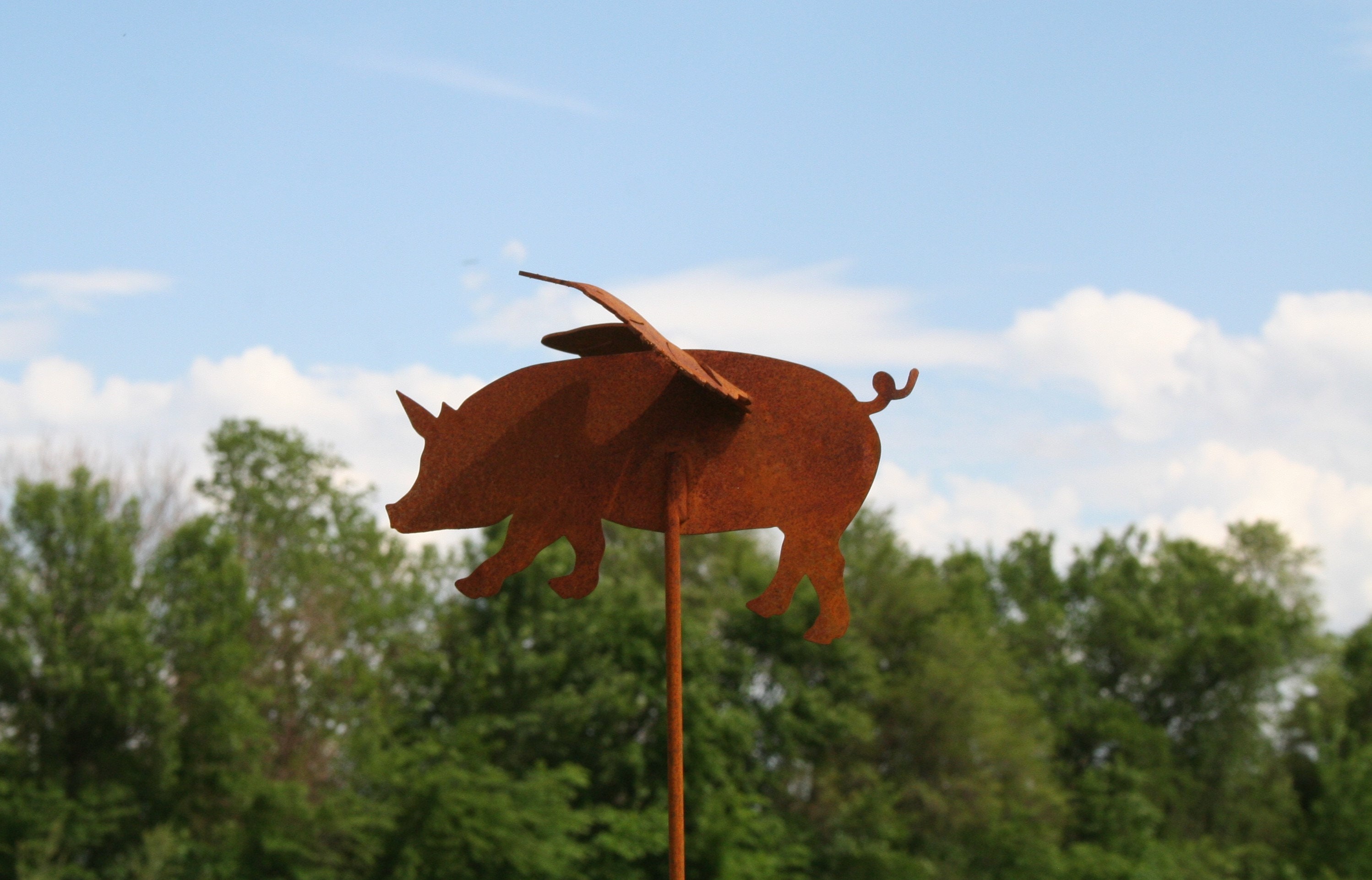 Metal Flying Pig Garden Stake, Pig Garden Art, When Pigs Fly, Flying Pig Landscape Stake, Rusty