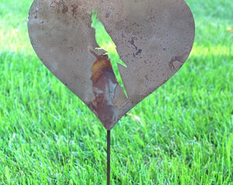 Cockatiel Bird Metal Heart Pet Memorial Stake 21 to 28 Inches Tall