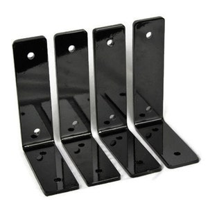 Four gloss black brackets.