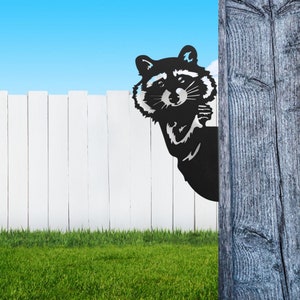 Arte de metal con forma de mapache Peek-a-Boo de 30 cm de alto