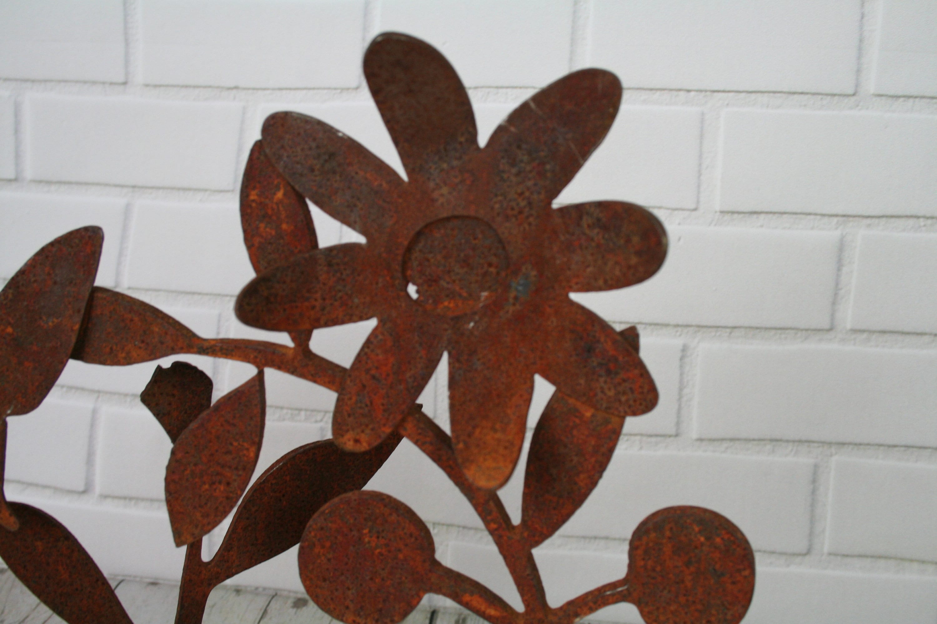 Rustic Standing Flower Sculpture, Floral Statue, 3D Welded Flowers
