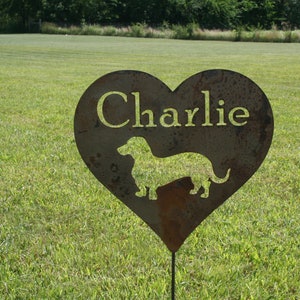 Custom Metal Dog Memorial Garden Stake: Heart-Shaped Grave Marker