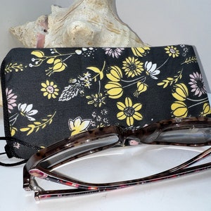 Dusty Black Yellow Glasses Pouch with Zippered Closure for Eyewear Protection