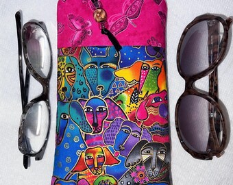 Laurel Burch Double Eyeglass Case, Pink Butterflies Prints Accent Top Fabric Dogs PSYCHEDELIC COLORS