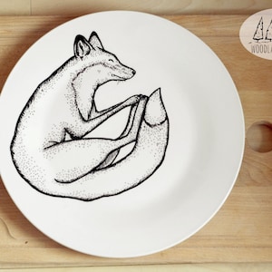 Plato Zorro Durmiente - Plato decorativo de porcelana pintado a mano, ilustración de zorro, cerámica con motivos del bosque, regalo para amantes de los animales