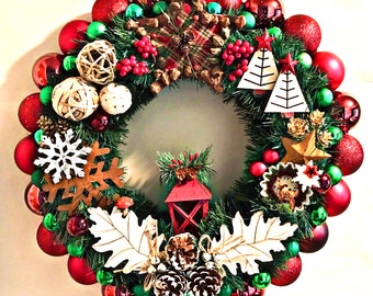 Waywardvisionstudio ornament wreath. Rustic, Christmas, woodland, vintage, retro cabin chic