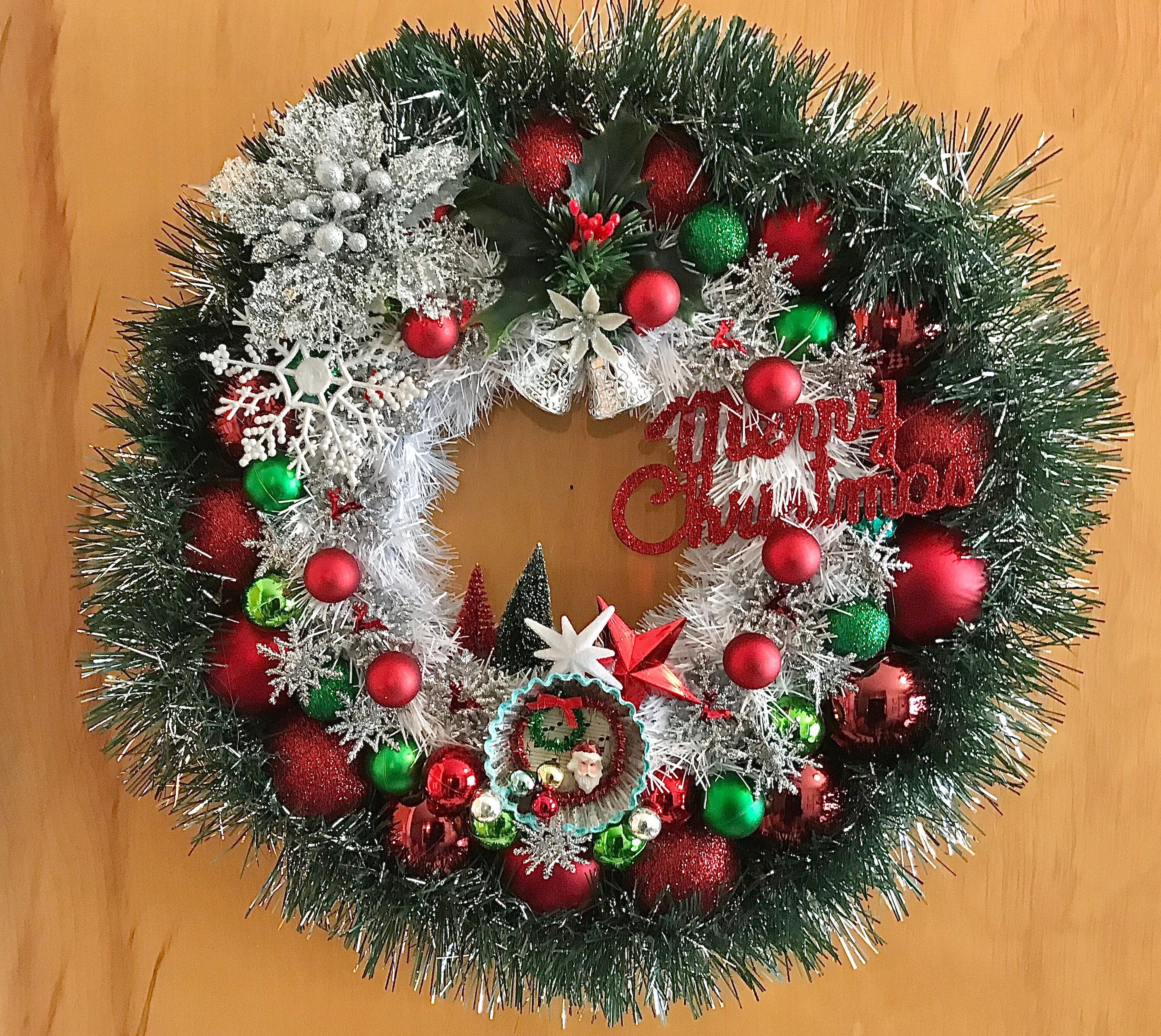 Waywardvisionstudio Ornament Wreath. Christmas, Vintage,mcm Decor
