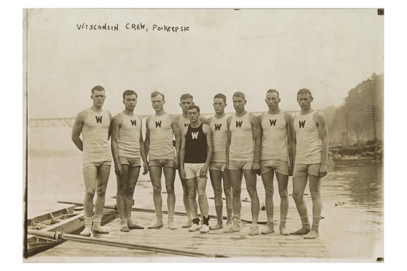 Vintage Photo from 1910 Wisconsin Crew Photograph 