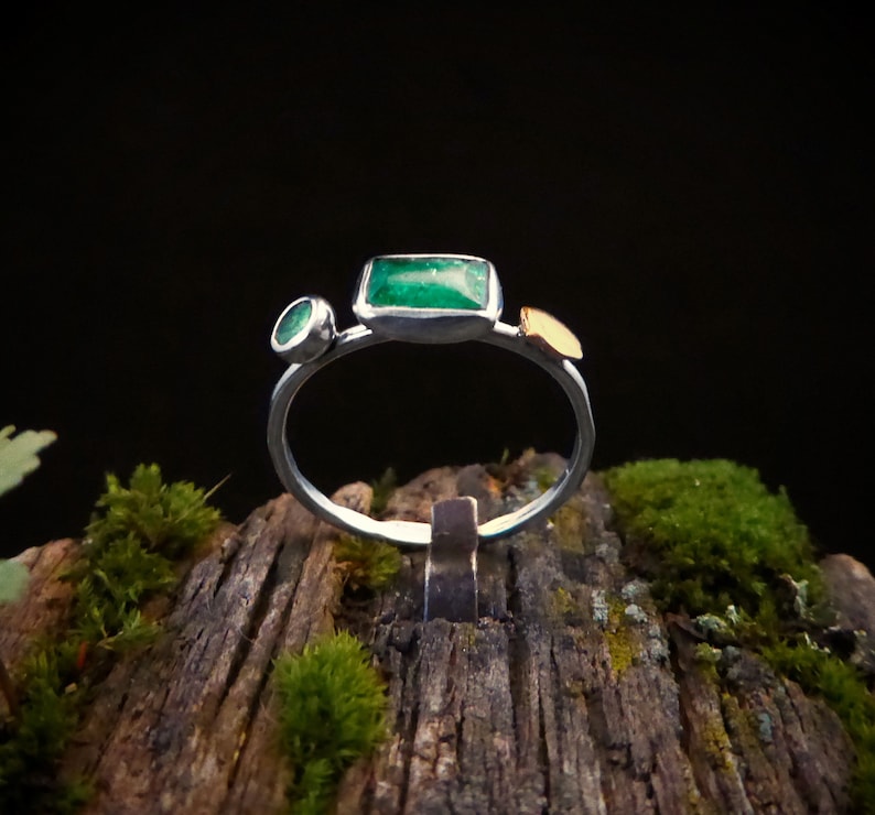 Delicate Emerald Ring