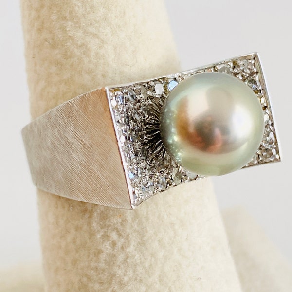 Vintage Platinum .48ct Pave Single Cut Diamond & 9.2mm Tahitian Pearl Cocktail Ring Florentine Finish, Platinum Diam