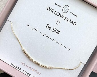 Collar con la frase "Be Still" en código Morse, regalo cristiano para ella, collar de fe, regalo de ánimo, joyería religiosa, Salmo 46:10