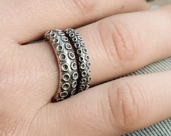 Bague tentacule pieuvre en argent oxydé bague bohème marine réglable bague steampunk rocker bijoux cadeau pour elle ou lui - FRI005