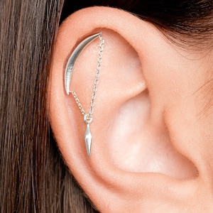 Top Helix Chain Piercing •  Hanging Pendulum Helix Earring • Crescent Moon Cartilage Earring • 18G Helix Silver Piercing  - CRT012