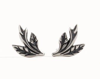 Dainty Leaf Stud Earrings · Sterling Silver leaf earrings · Fall leaf Earrings · Autumn leaf Earrings Gift for Her - CST010